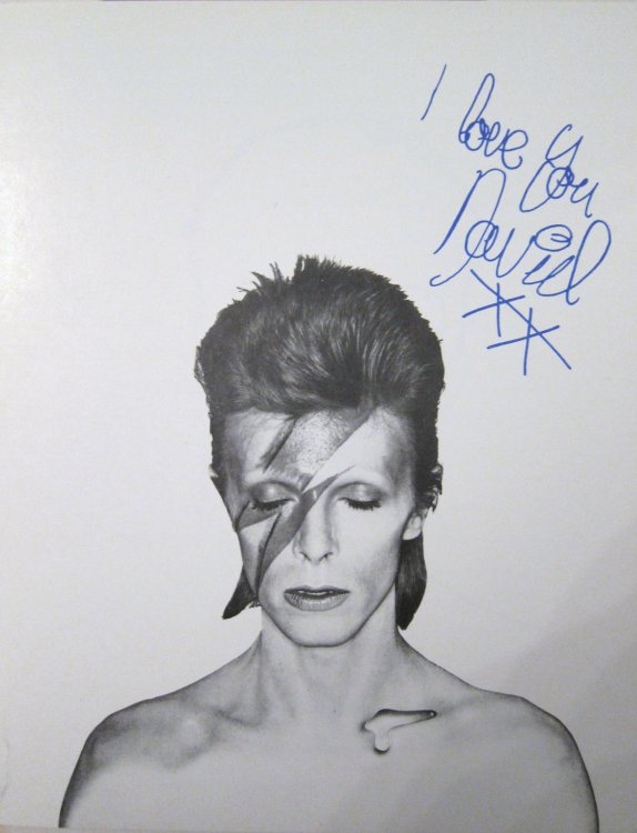 aladdin-sane-fan-club-insert-david-bowie-_5095.thumb.jpg.273c99f3eadb047e2e790c763d93a0fe.jpg
