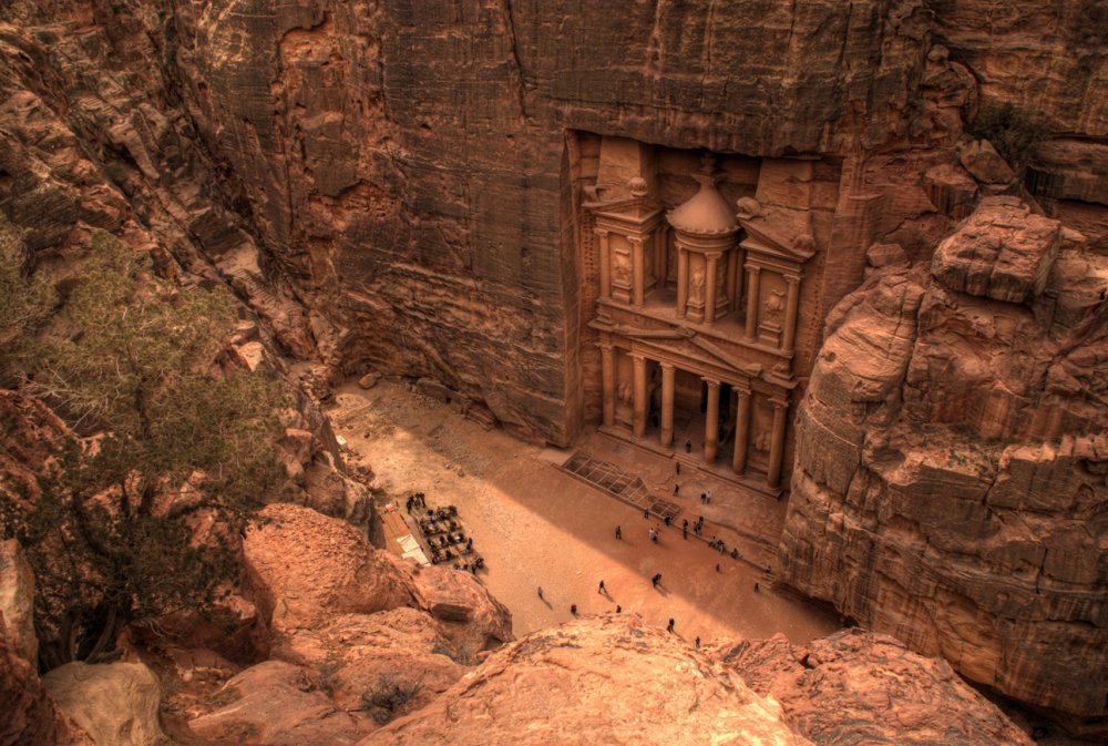 jordan-petra.thumb.jpg.a07ac9f5338fda23e6ed0bd4390e5bca.jpg