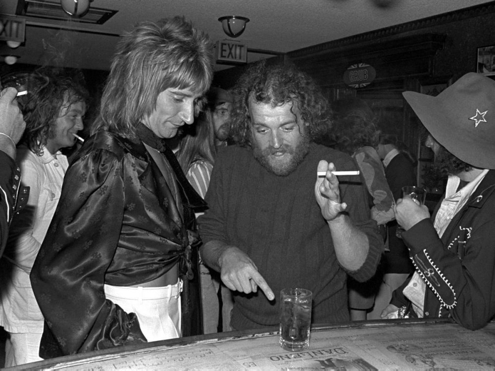 rod-stewart-joe-cocker-1975.thumb.jpg.49d745c888072f8327a90fef246c577a.jpg